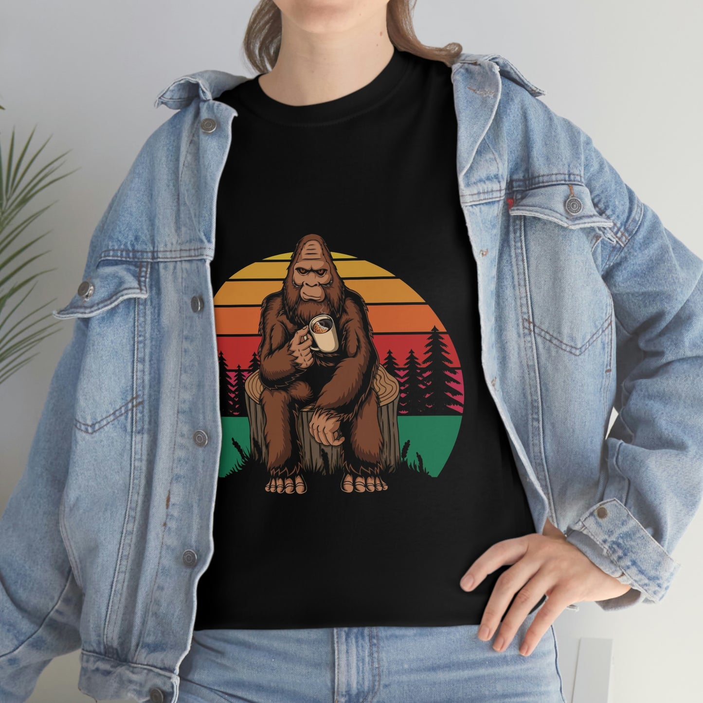 Coffeetime With Bigfoot  Unisex Heavy Cotton Tee