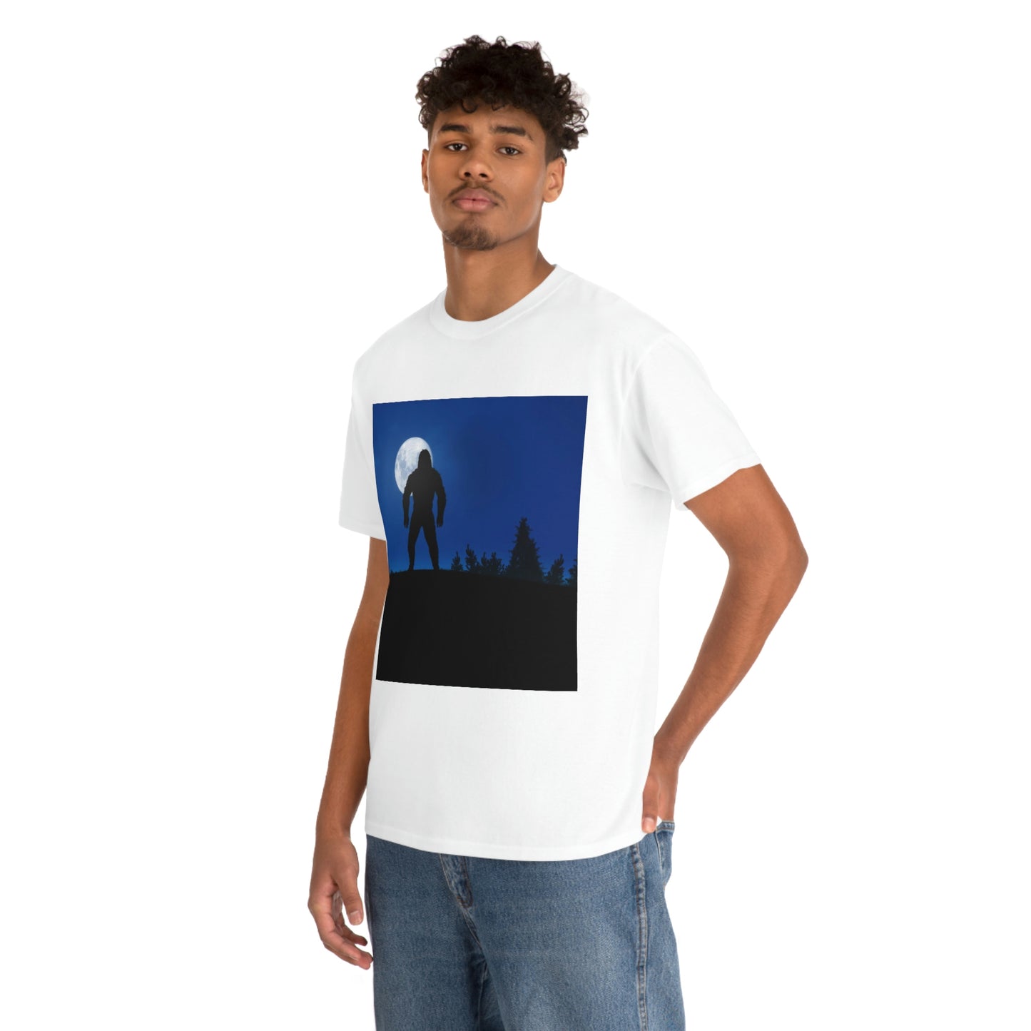 Moonlight stroll Bigfoot Unisex Heavy Cotton Tee