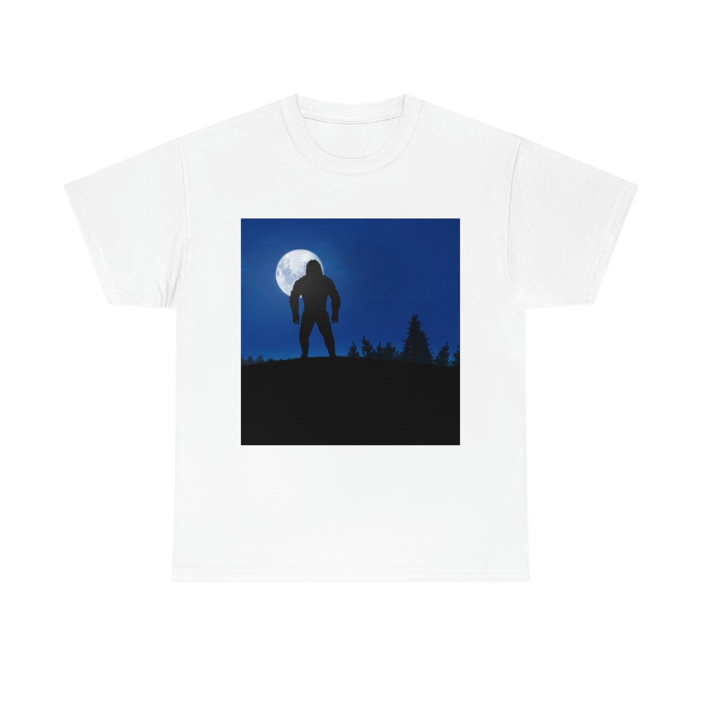 Moonlight stroll Bigfoot Unisex Heavy Cotton Tee