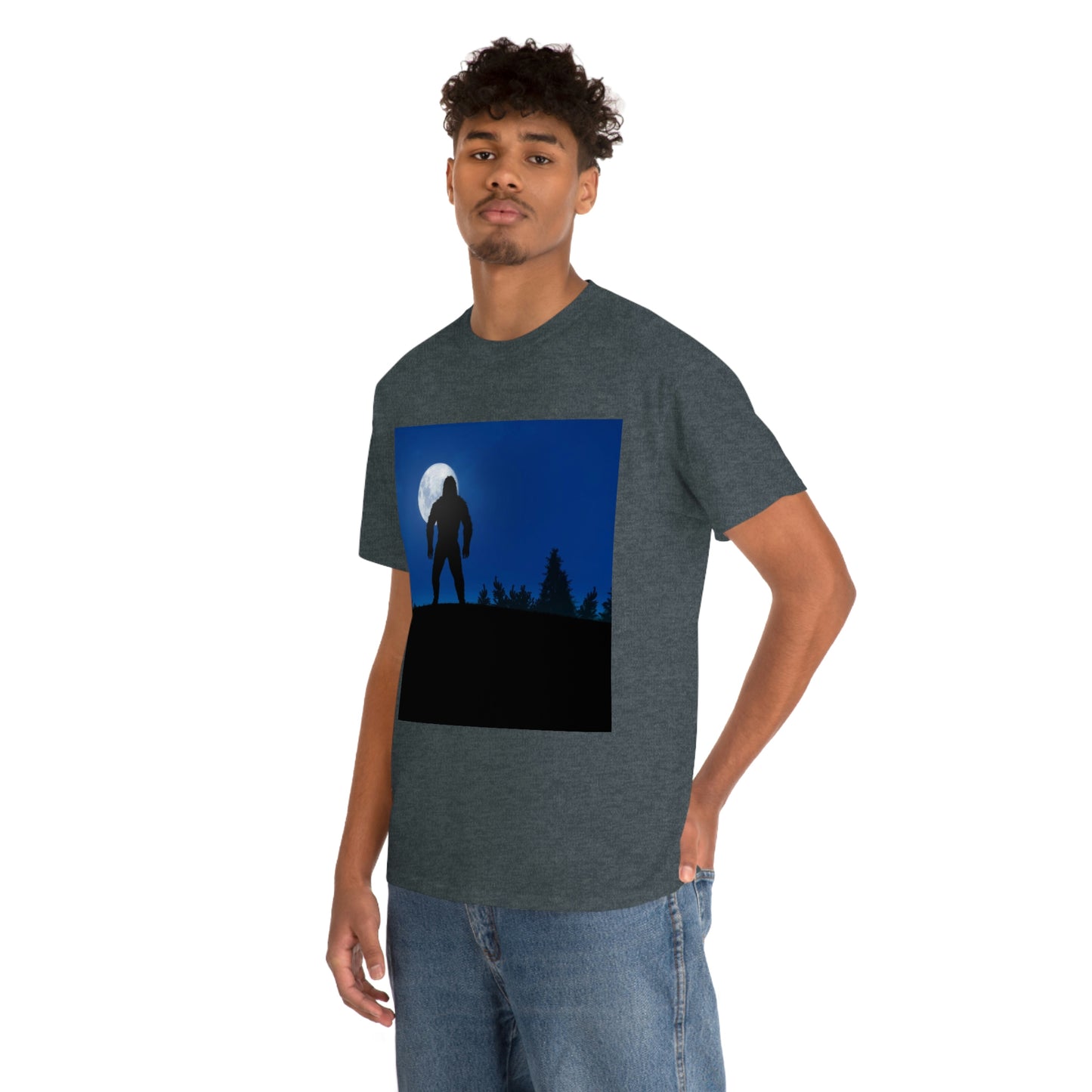 Moonlight stroll Bigfoot Unisex Heavy Cotton Tee